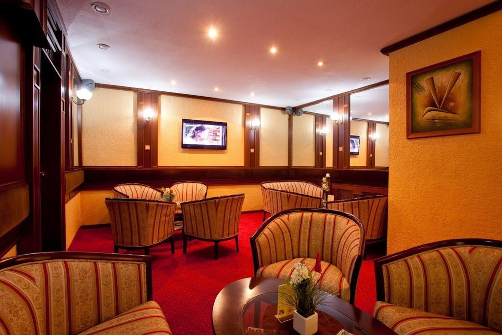 Grand Hotel Residence Boutique Hotel With Privat Wellnes (Adults Only) Piest'any Exterior photo