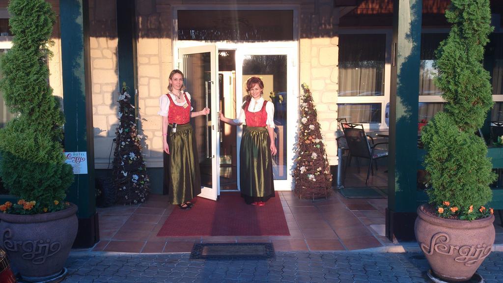 Grand Hotel Residence Boutique Hotel With Privat Wellnes (Adults Only) Piest'any Exterior photo